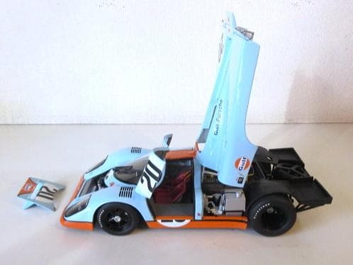 値下 AUTOart (1/18) ポルシェ 917K 「栄光のル・マン」