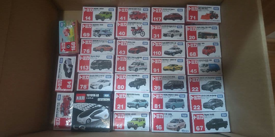 トミカ　新品88台