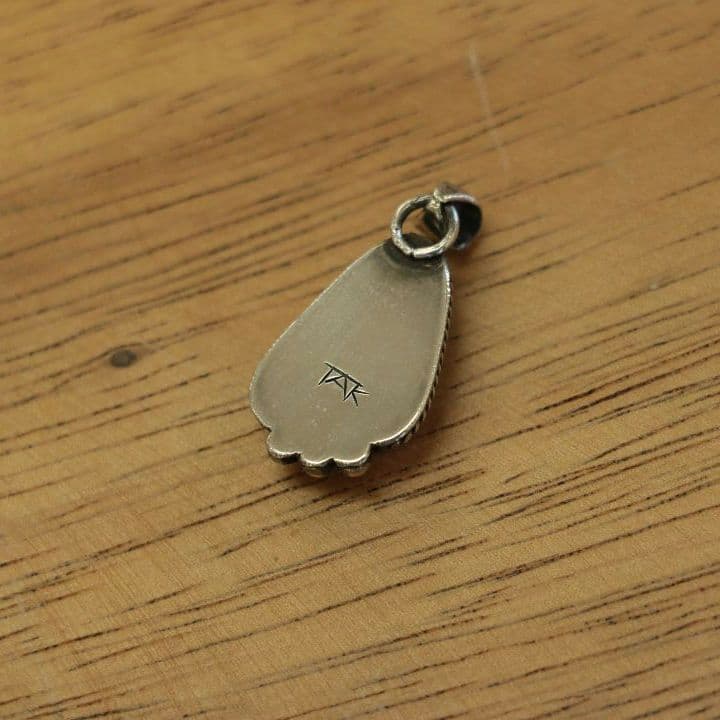 キングマンターコイズペンダント　インディアンジュエリーテイストネックレス