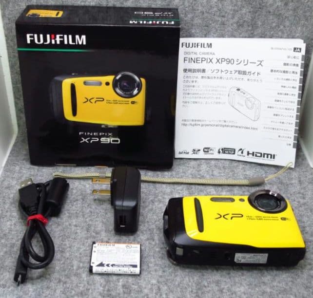 富士フィルム　FinePix XP90