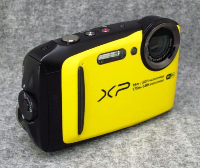富士フィルム　FinePix XP90