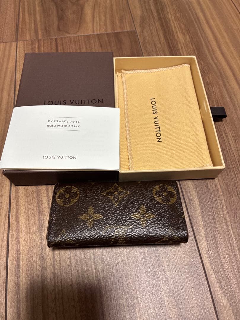 LOUIS VUITTON モノグラムキーケース