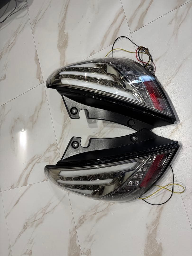 メーカー不明　3台目スイフト　シーケンシャルテール