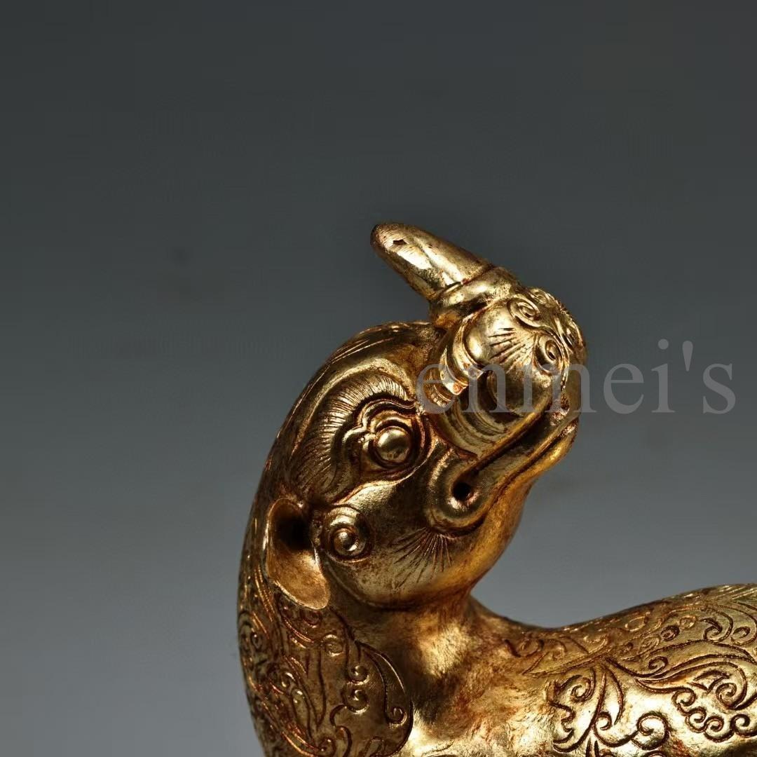 純銅製 鎏金 回頭獣 彫刻置物／一対セット