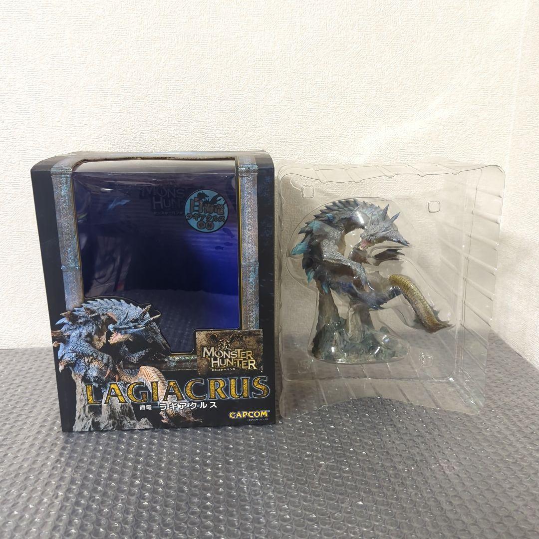 【希少】白海竜 ラギアクルス 亜種　クリエイターズモデル モンハン フィギュア