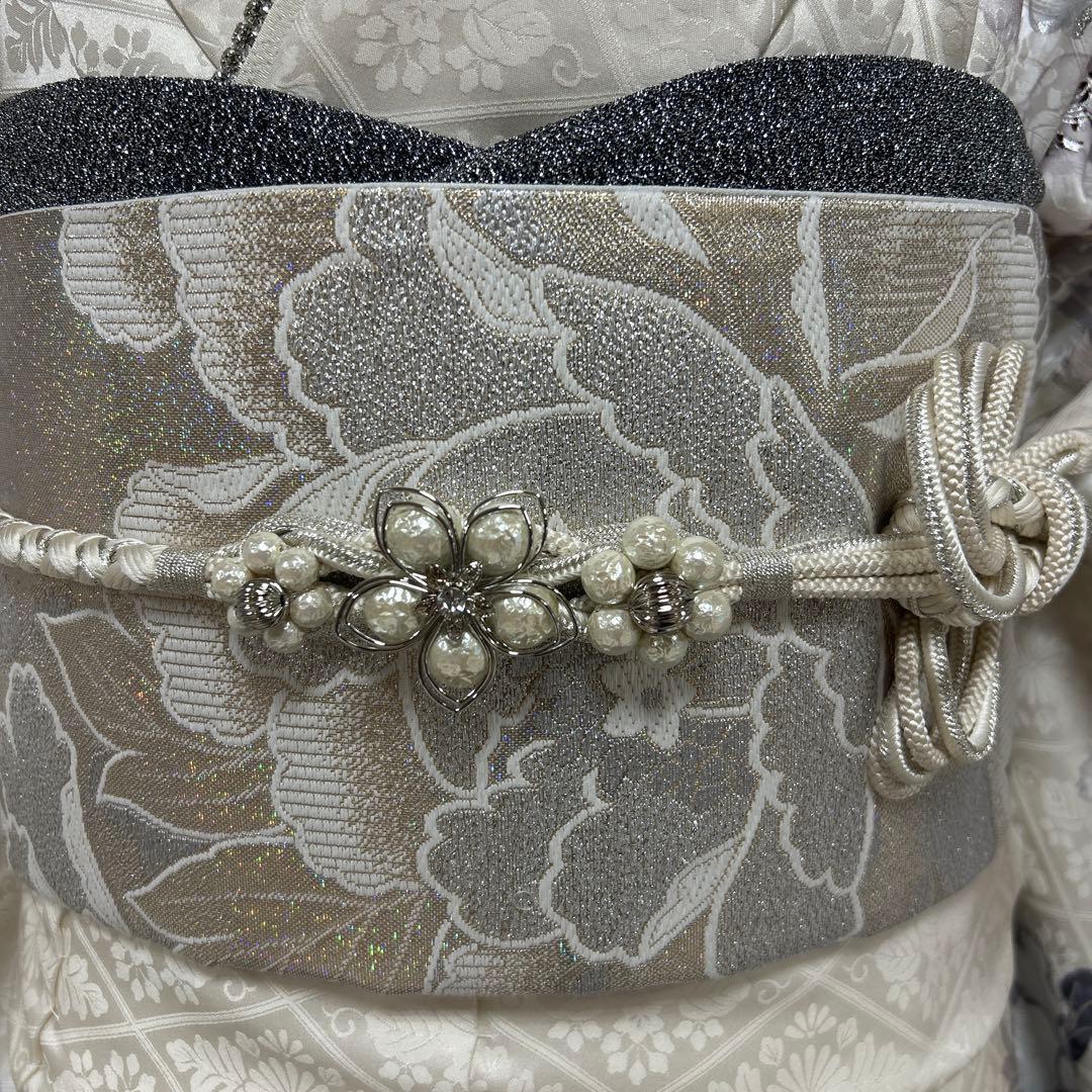 白地　上品な牡丹に木蓮の振袖フルセット