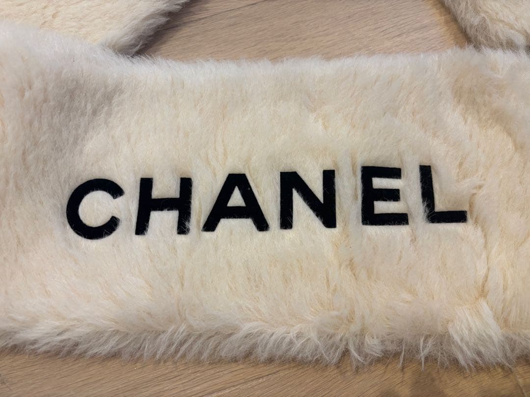 CHANEL ファー マフラー ホワイト