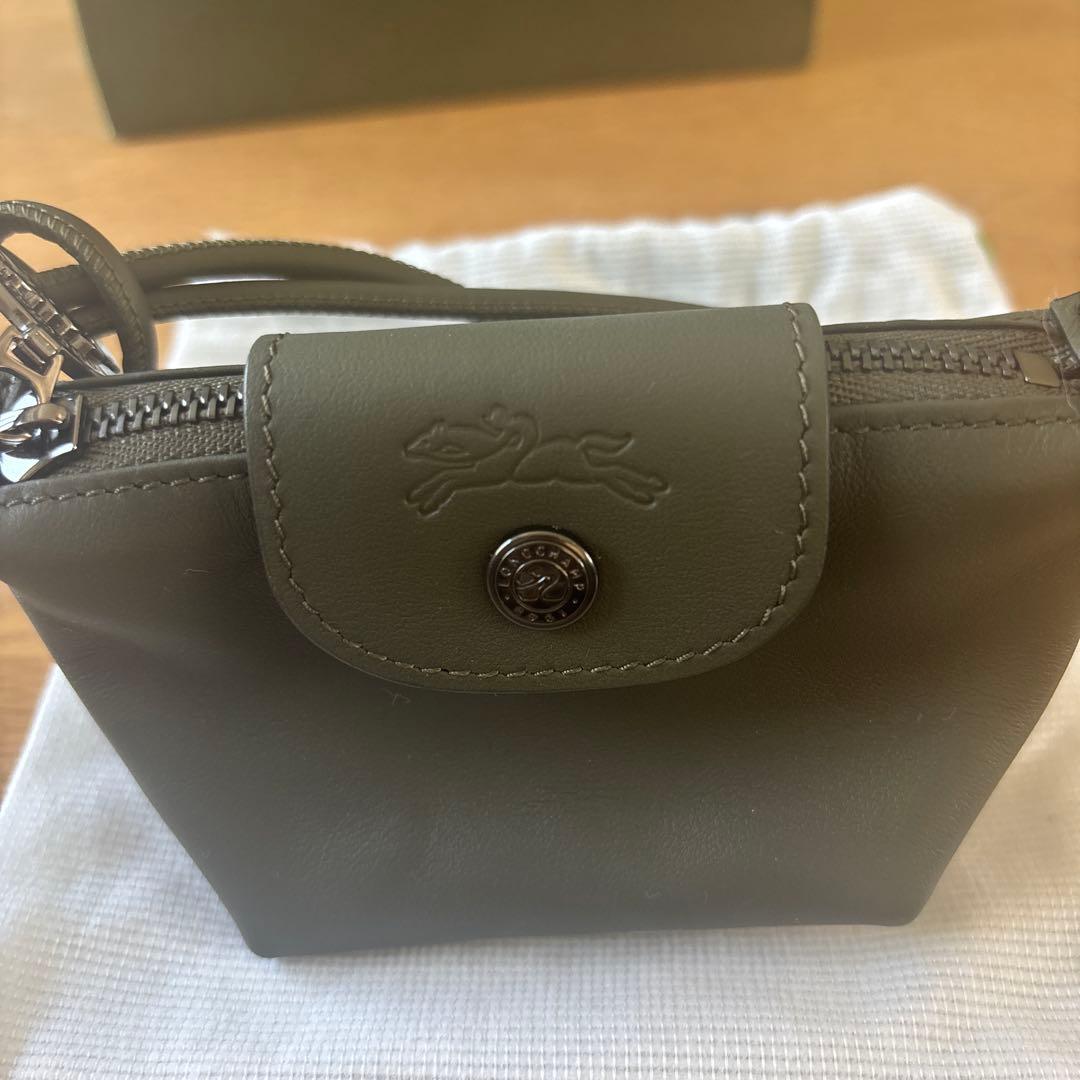 【新品未使用】ロンシャン LONGCHAMPパース　ケース　小物入