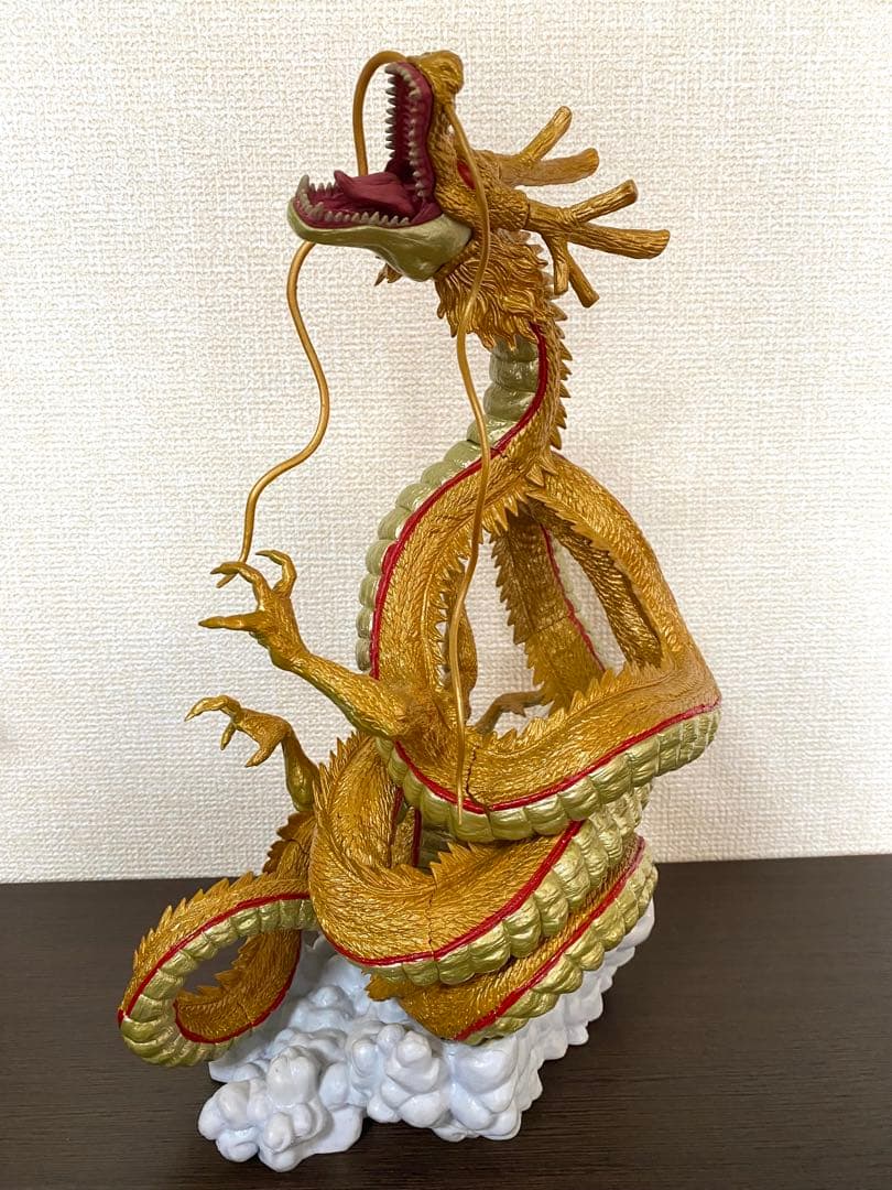 ドラゴンボール　黄金神龍　シェンロン　フィギュア 海外限定