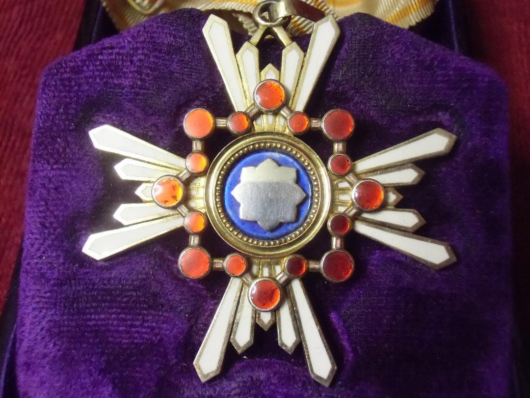 ●日本の勲章/記章＊勲三等瑞宝章（実物）