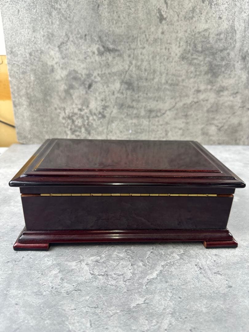 LEPETEORPHEUS オルゴール　50弁　愛の讃歌　エーデルワイス