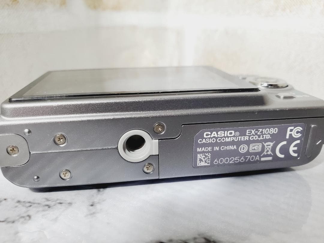 【RQ68】CASIO EXILIM EX-Z1080 デジカメ