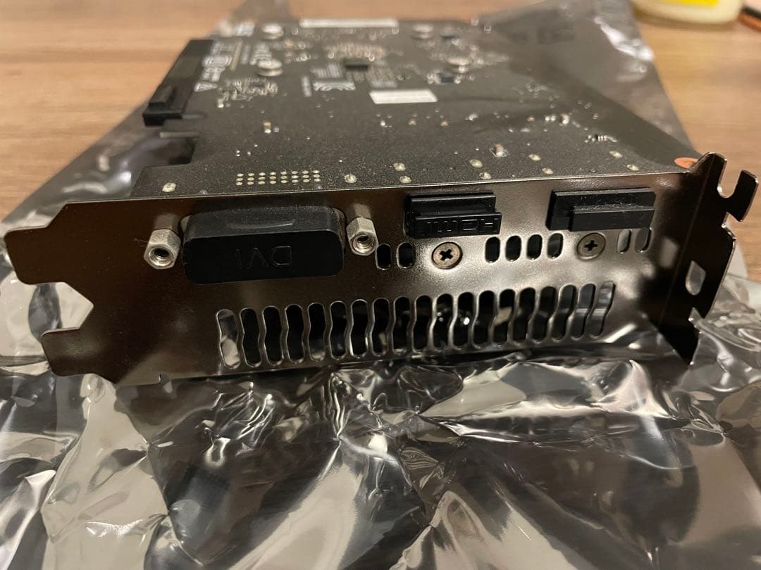 グラフィックボード・グラボ・ビデオカード ASUS GeForce GTX1650-O4G