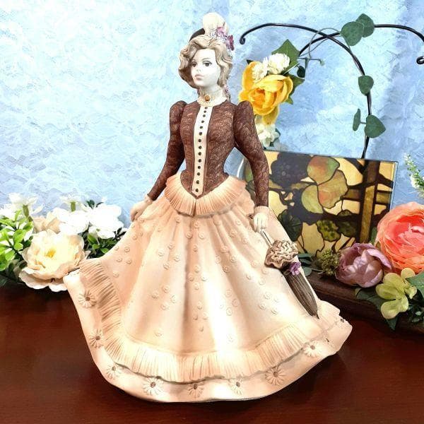 【希少】コールポート セピア色の貴婦人 エレガンス秋の散策  フィギリン人形