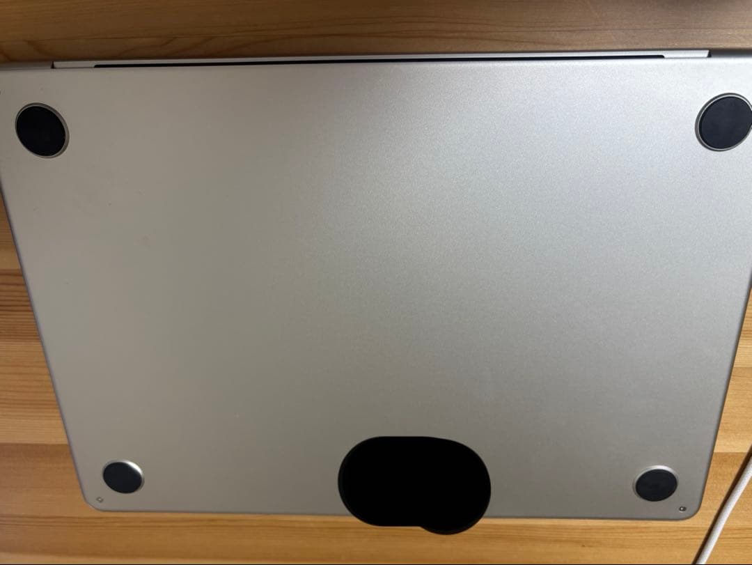 【美品】MacBook Air M2 13インチ 16GB 256GB 100％