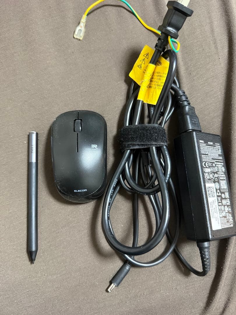 A*m様 Dell Inspiron 14 2-in-1 ノートPC（ヒンジ破損