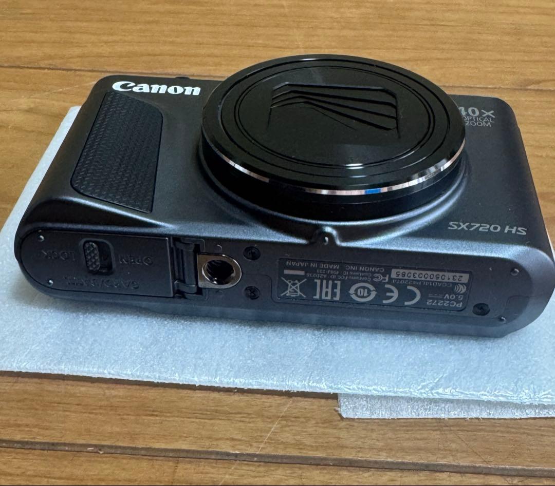 Canon キャノンPowerShot SX720HS