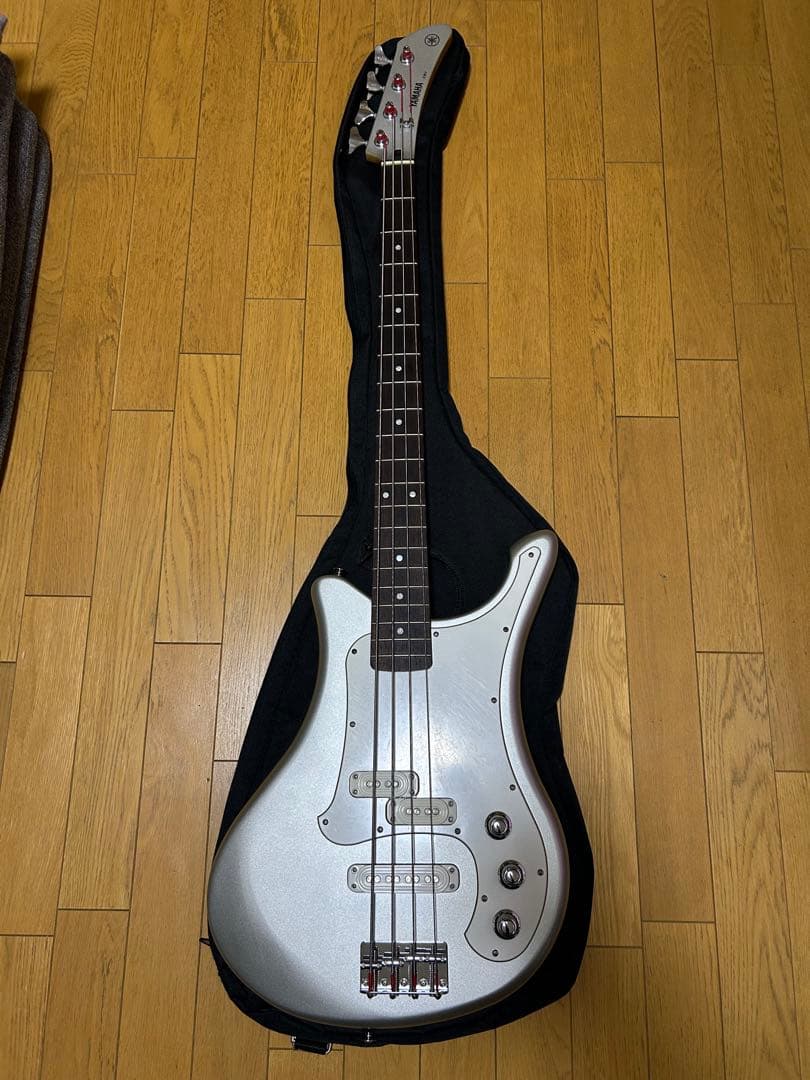 YAMAHA SBV550 エレキベース