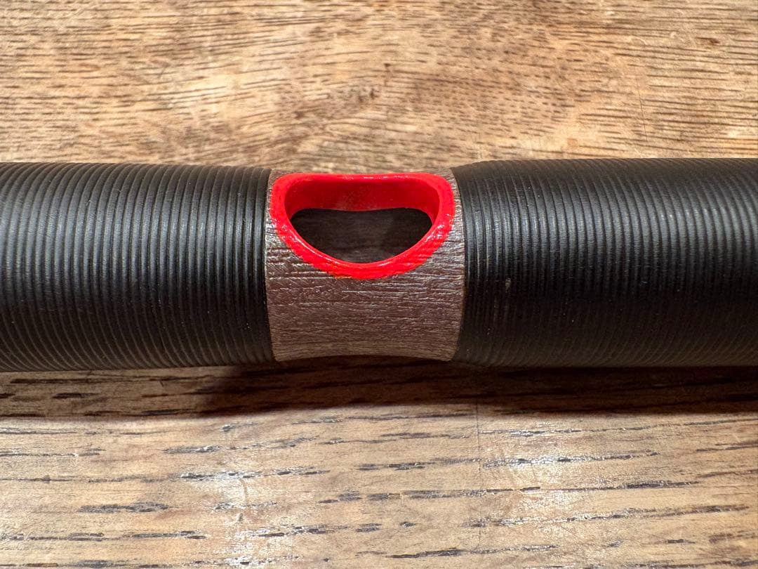 龍笛 横笛 雅楽 樹脂性 クリーニング済み 絞り染めの袋付き