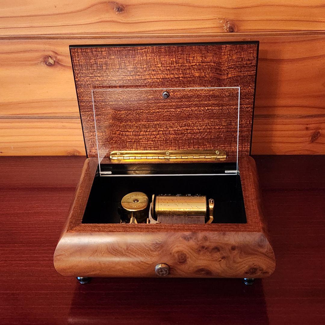 リュージュ　スイス製　エリーゼのために　オルゴール　36弁？