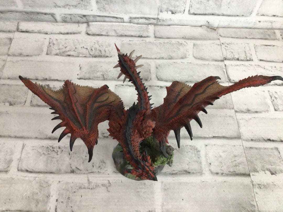 W609 リオレウス フィギュア 火竜 モンスターハンター