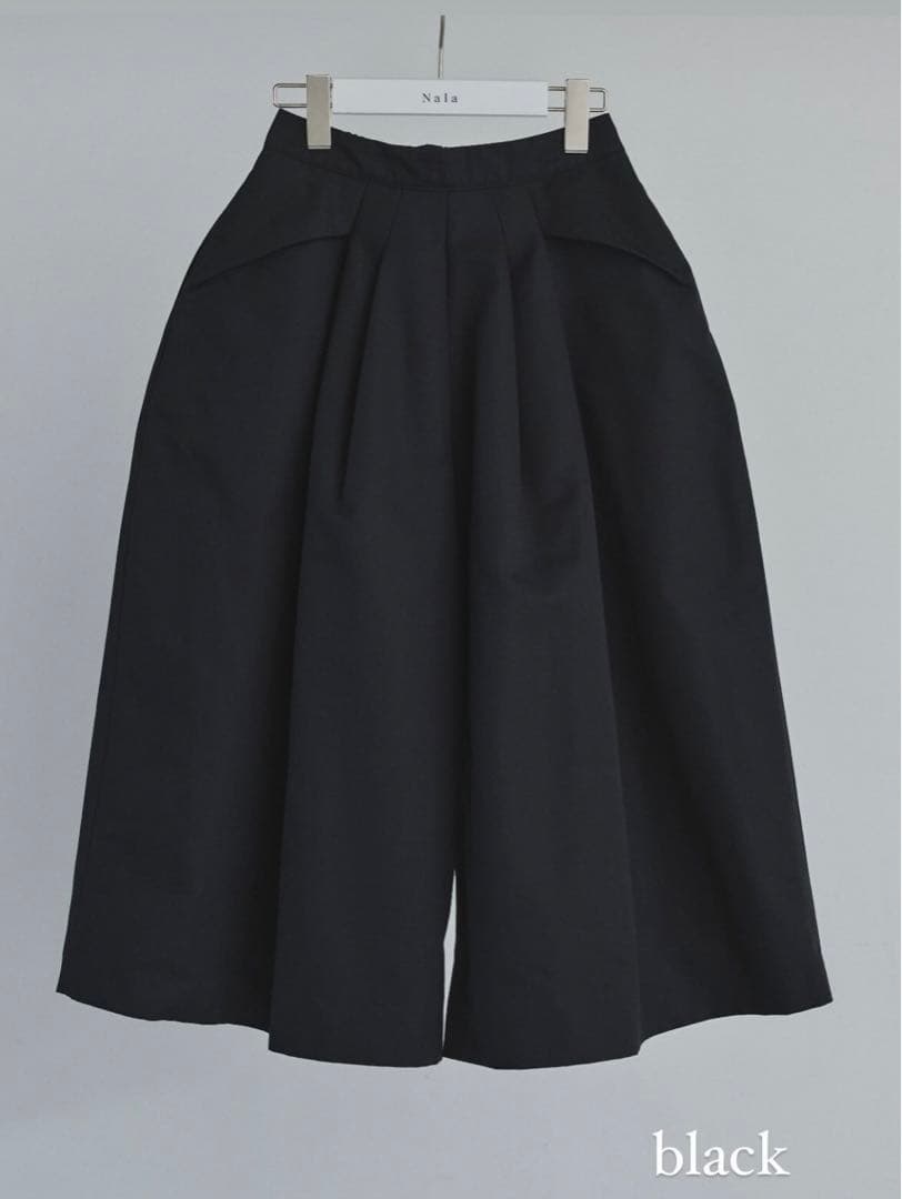 Nala Dress Pants ナラ　ドレスパンツ　ブラック