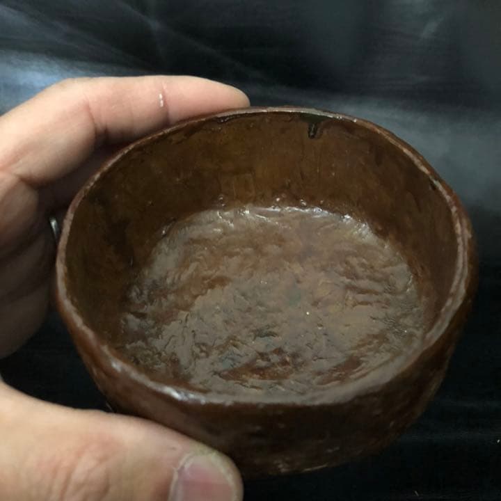 珍品◆蔵からかなり古い珍しい抹茶茶碗が出てきた。和紙に漆塗りの抹茶茶碗だと思う