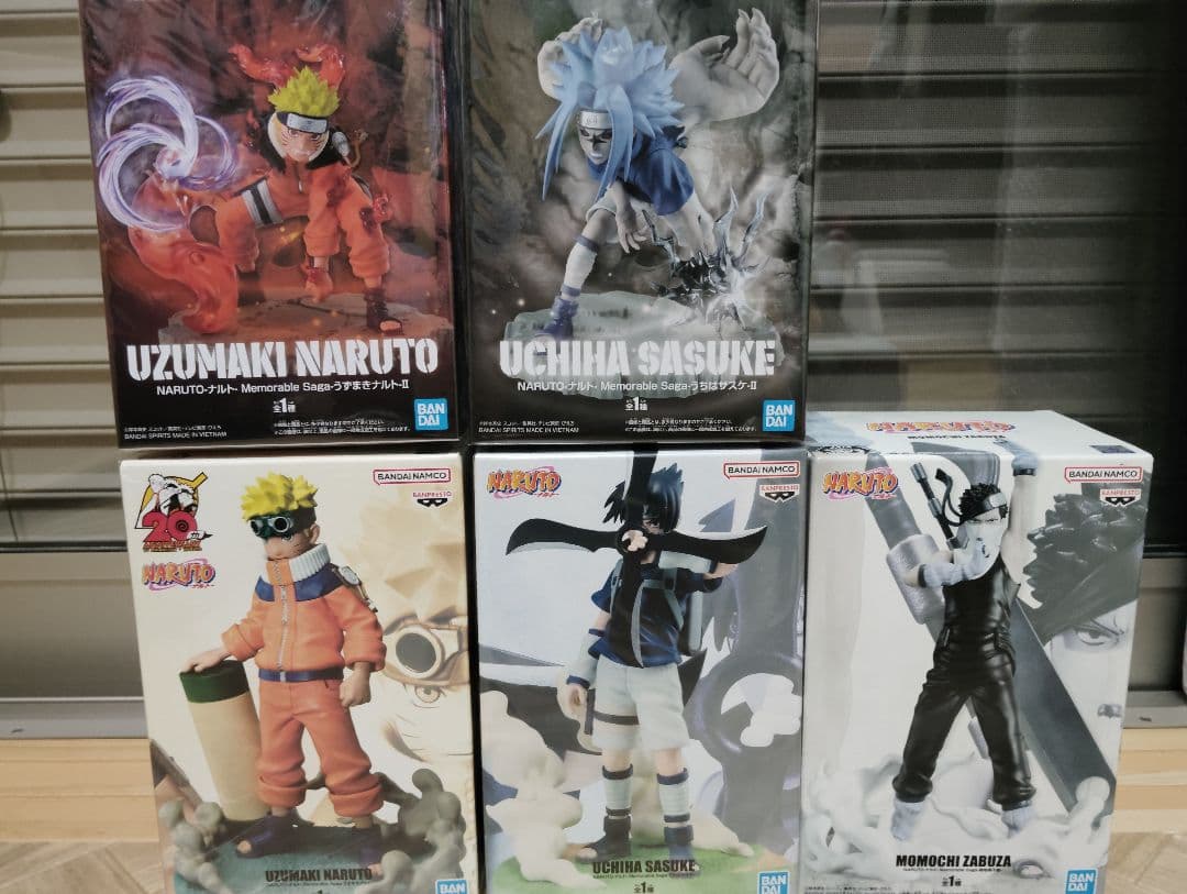 未開封　NARUTO Memorable Saga フィギュア　ナルト　サスケ