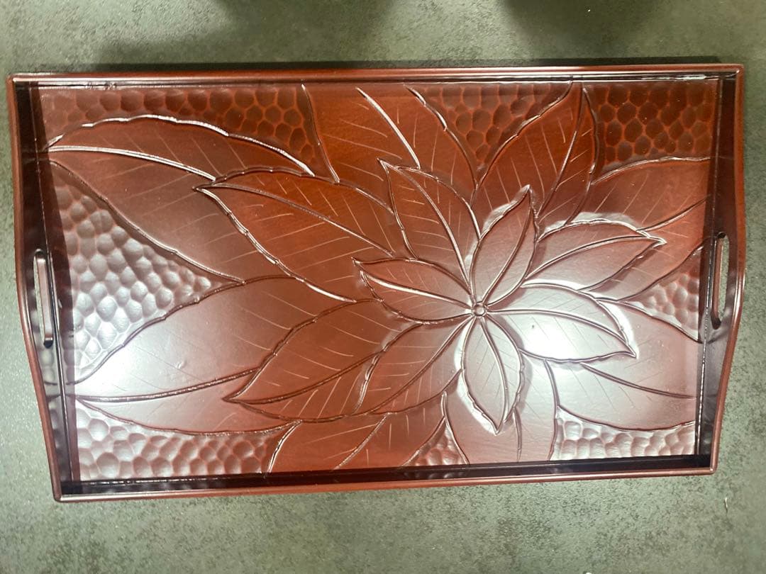 ２枚セット 鎌倉彫り トレー 木製 朱塗 重厚感 漆製 重箱 葉の彫刻