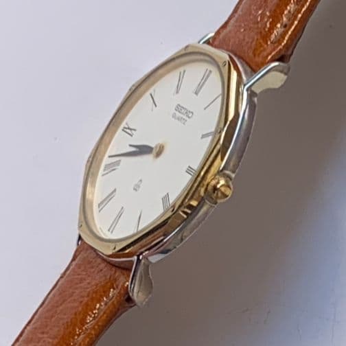 極薄美品スイスセイコークォーツメンズ　★極希少スイスセイコーレザーベルト交換済み