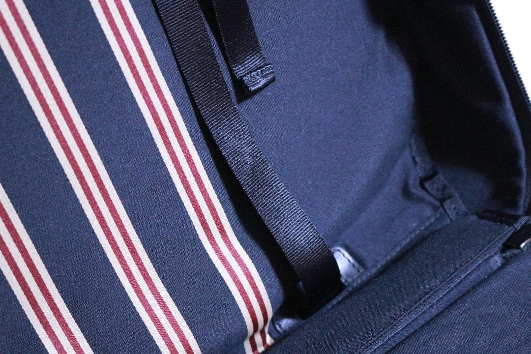 BALLY　本革キャリーバッグ