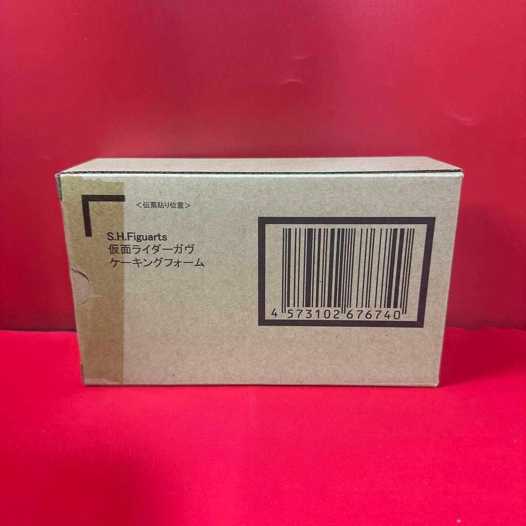 芋*様 S.H.Figuarts 仮面ライダーガヴ ケーキングフォーム