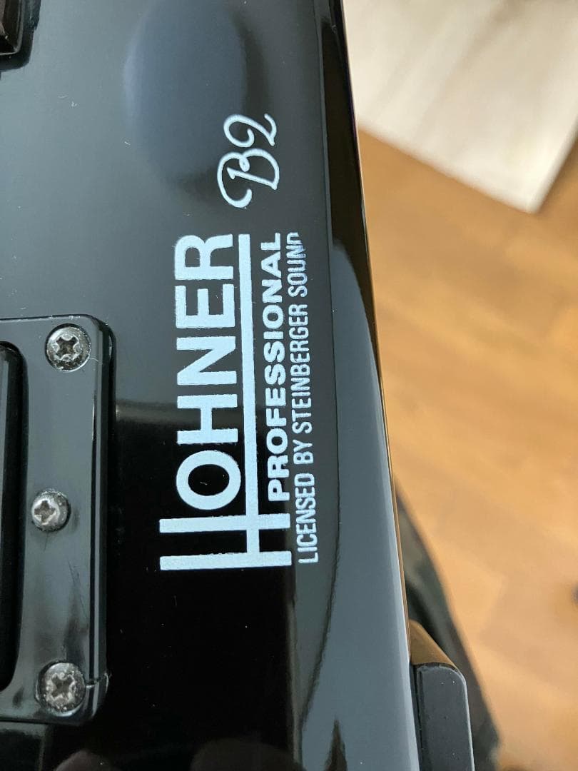 ベース HOHNER B2B