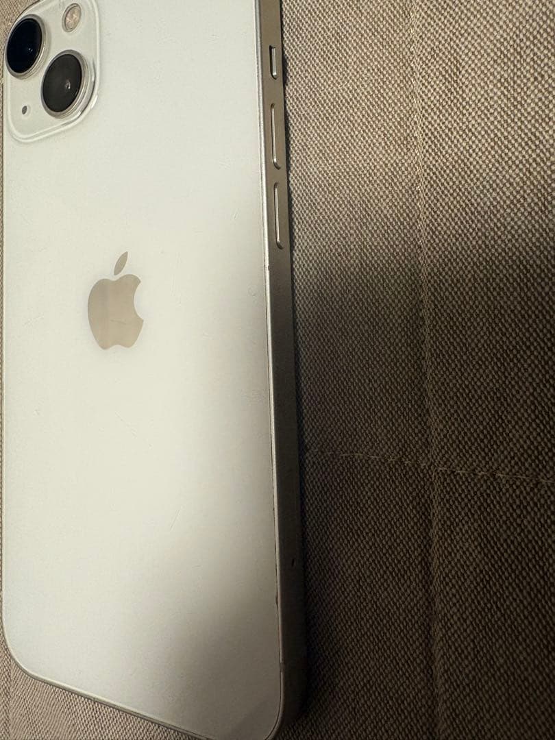 Apple iPhone 13 本体 美品