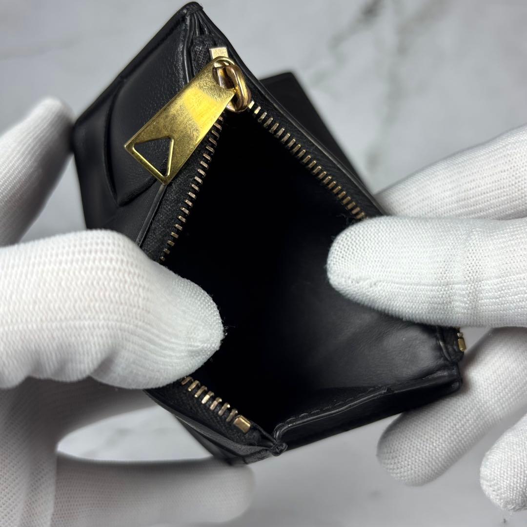 BOTTEGA VENETA ボッテガヴェネタ 二つ折り財布 カセット　ブラック