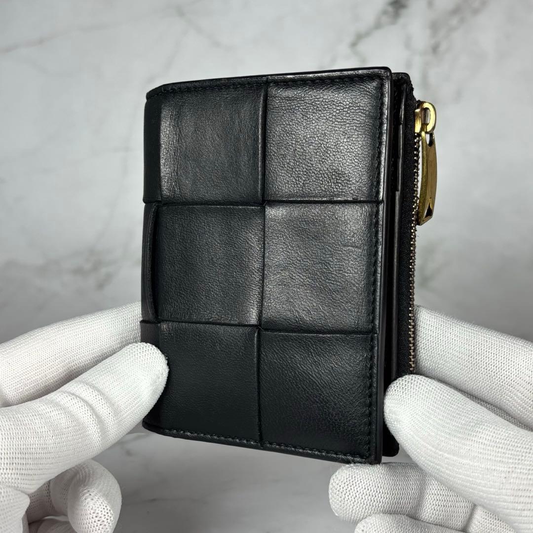BOTTEGA VENETA ボッテガヴェネタ 二つ折り財布 カセット　ブラック