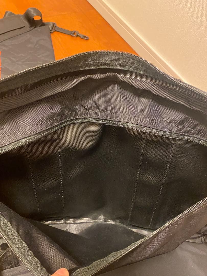 BRIEFING ネオトリニティライナー