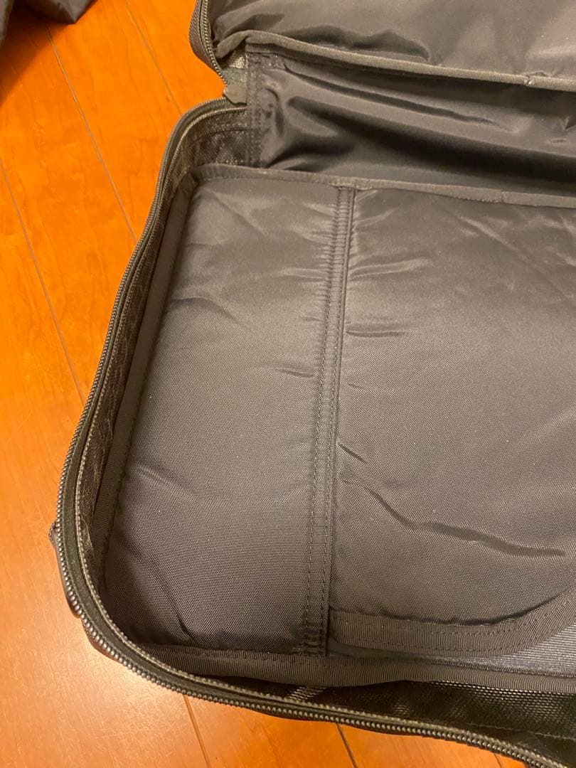 BRIEFING ネオトリニティライナー