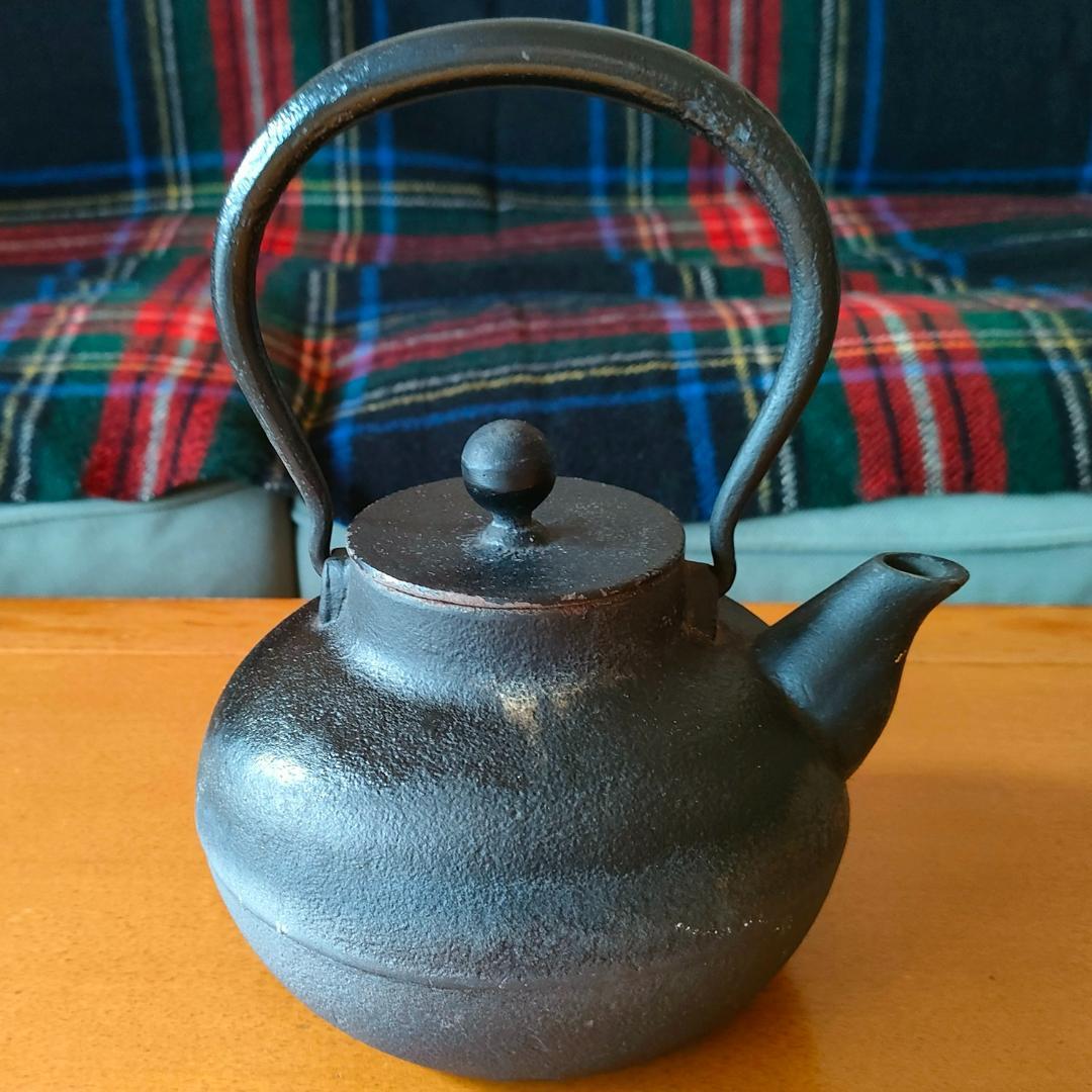 小笠原陸兆 南部鉄器 鉄瓶 【要サビ取り】