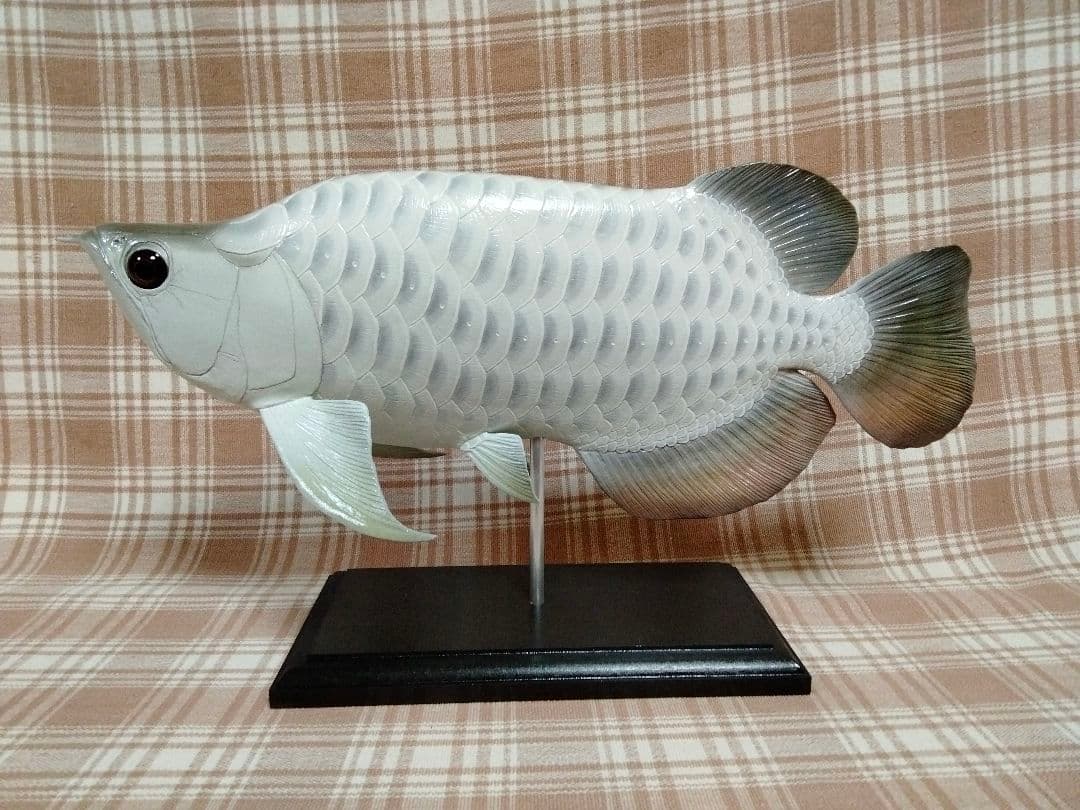 ハンドメイド　36cmアロワナ　白　フィギュア　レプリカ　魚模型　置物　オブジェ