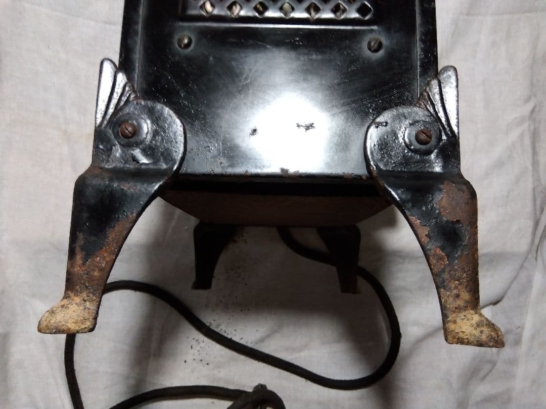 ♪昔の古い芝浦電気ストーブ　ジャンク　置物