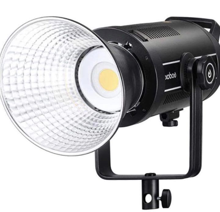 最新最先端技術搭載❣プロの撮影が手軽に行える多機能搭載♪❤LEDビデオライト