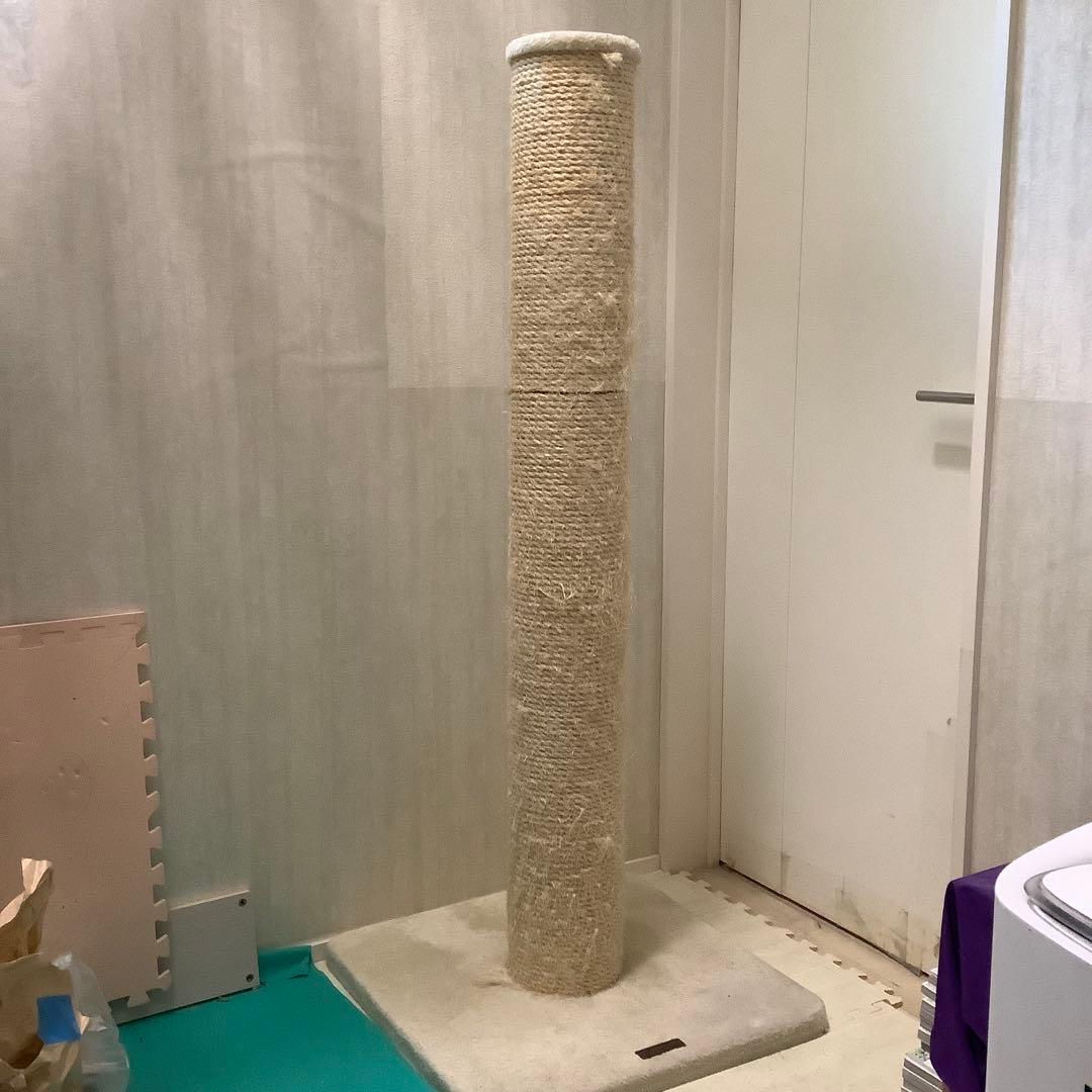 ウルトラキャットポール　トリプル　ネコ　爪研ぎポール