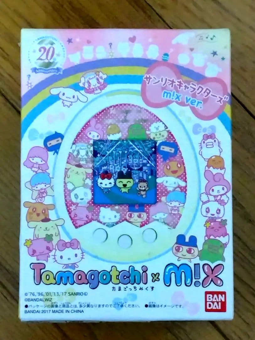 バンダイ Tamagotchi m! x サンリオキャラクターズ m! x v…
