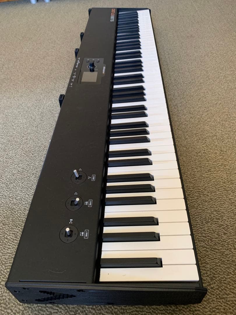 studiologic 88キー MIDIキーボード3本ペダル、譜面、PC台付き