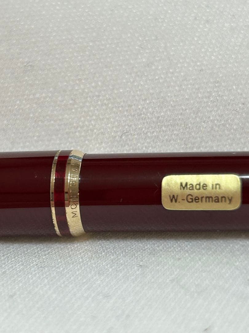 『あきちゃん』Montblanc ボールペン ハンマートリガーワインレッド