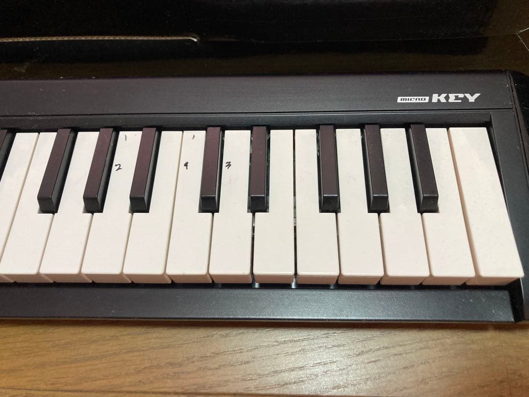 KORG microKEY MIDIコントローラー