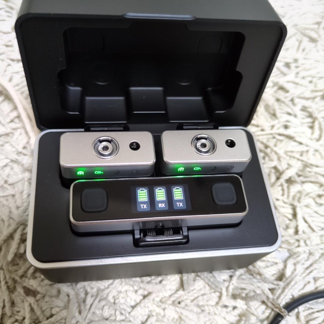 カメラ用マイク Ulanzi U-Mic AM18ワイヤレス・ラベリアマイク