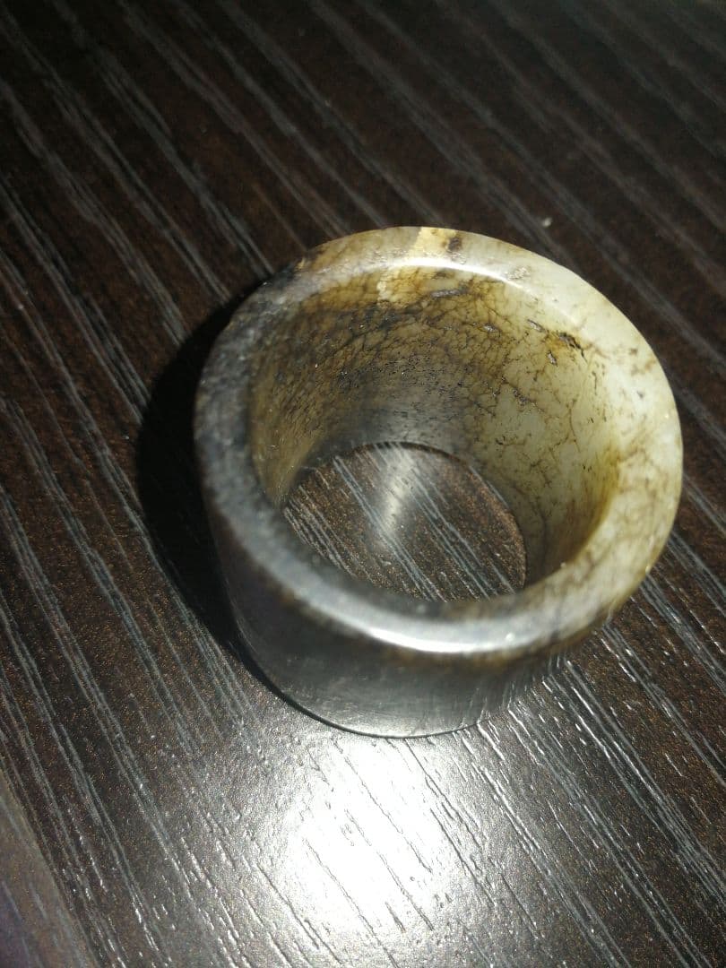玉の指輪　骨董品