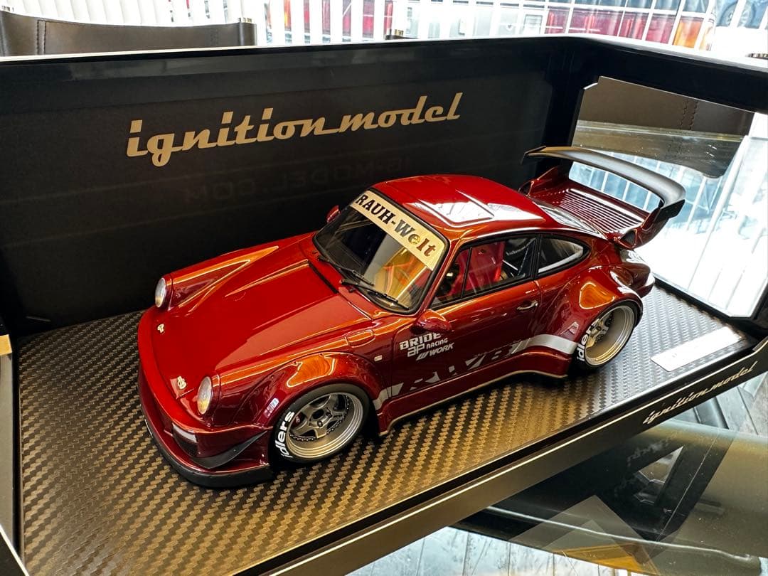 RWB930 ターボ ignition Model 1/18 ワイン